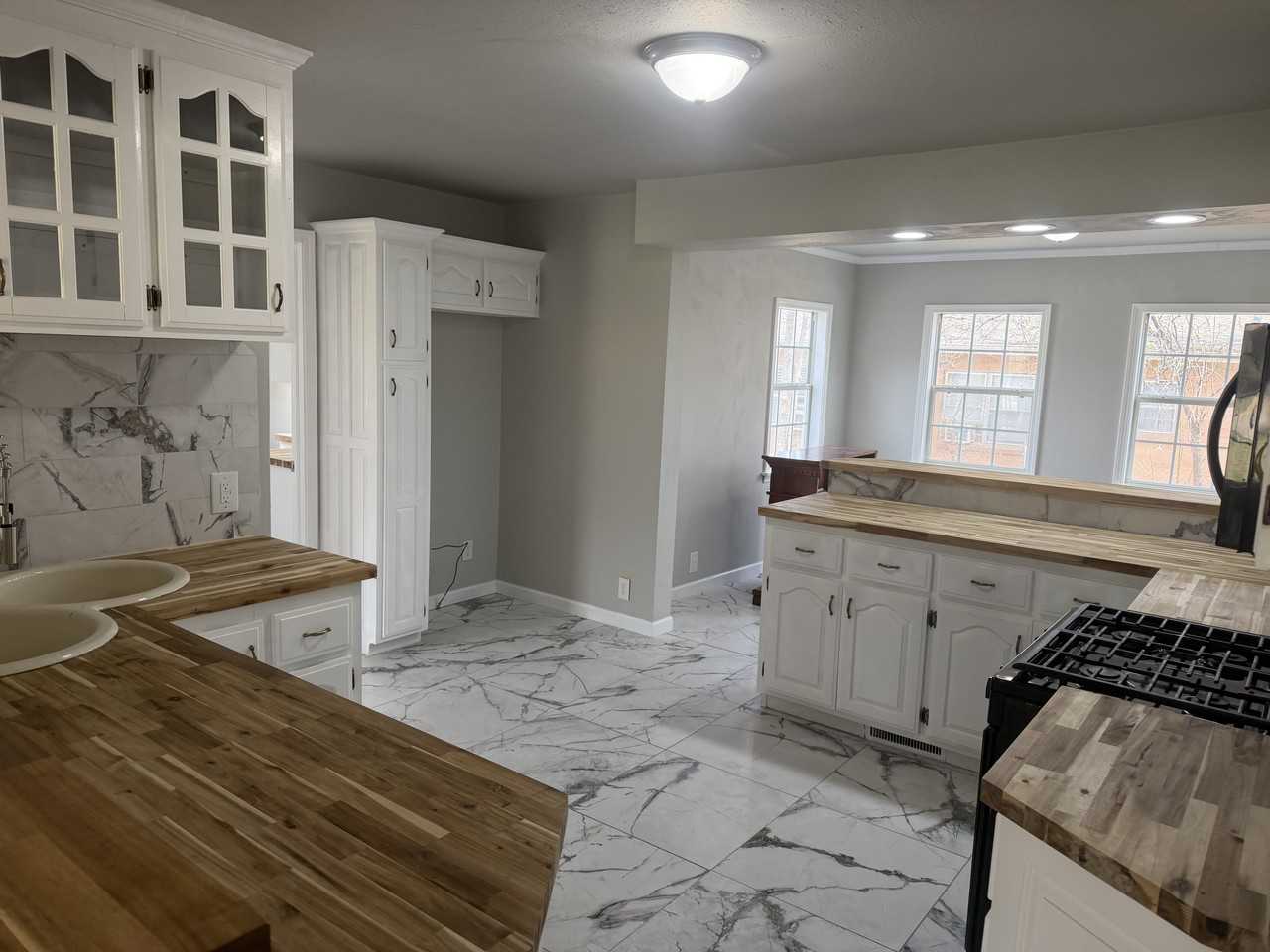 433 S Jamestown Ave #NA - Photo 2 of 10