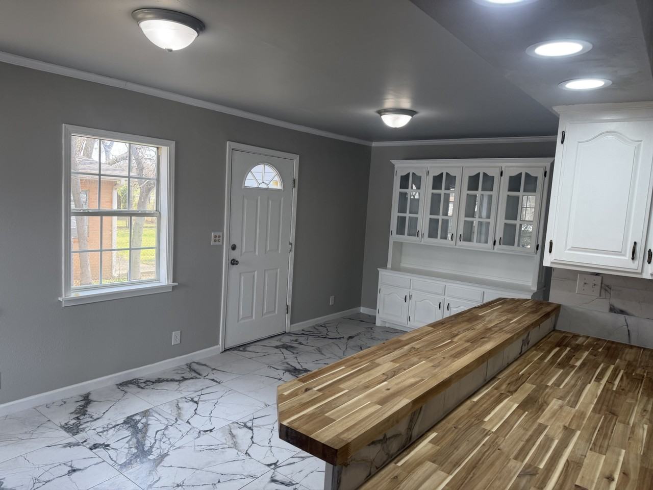 433 S Jamestown Ave #NA - Photo 3 of 10