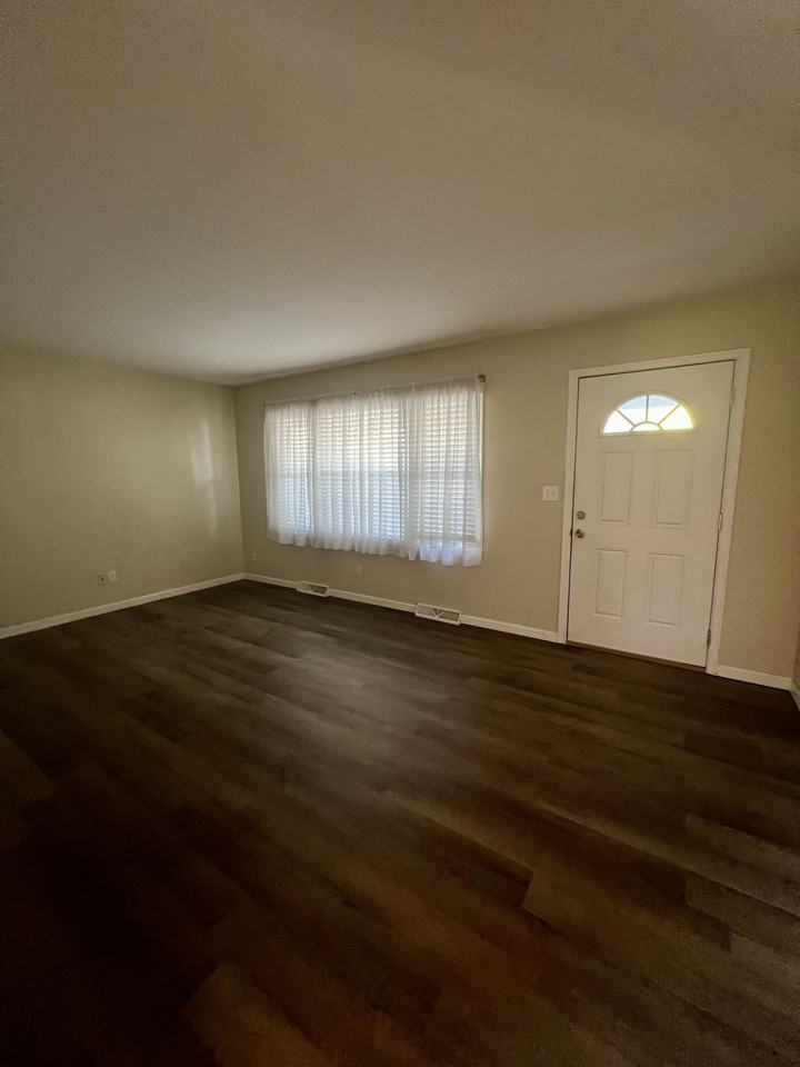 905 Nora St #NA - Photo 3 of 4