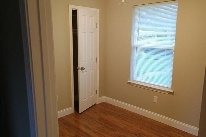 185 Carmen Dr #NA - Photo 6 of 6