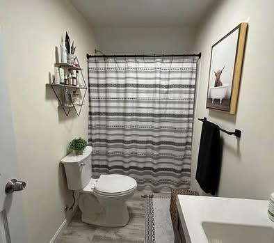 19D Sigourney St #NA - Photo 7 of 9