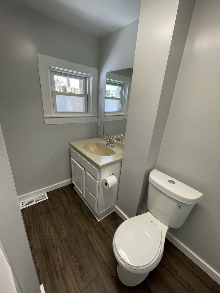 521 W North St #NA - Photo 6 of 10