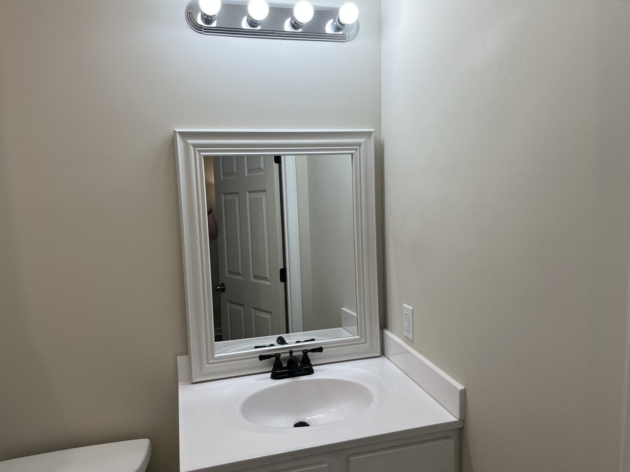 312 Market St #A - Photo 5 of 6