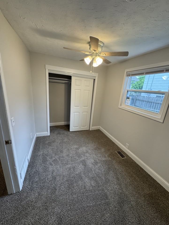 1315 N Iowa Ave #NA - Photo 2 of 9