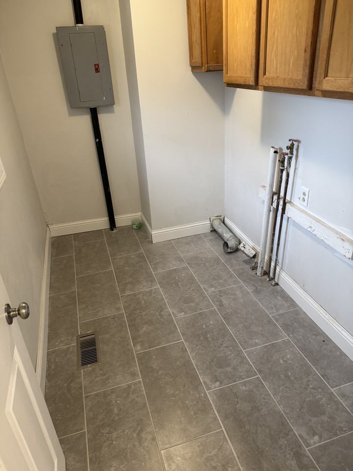 1315 N Iowa Ave #NA - Photo 6 of 9