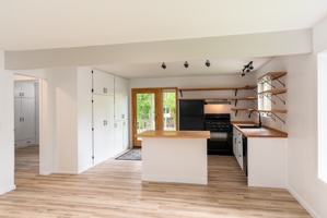 featured image of 121 Pinewood Ln #B1