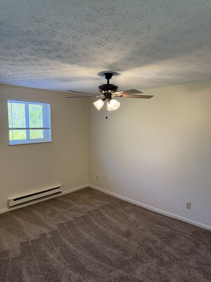 4583 Summerside Rd #9 - Photo 6 of 19