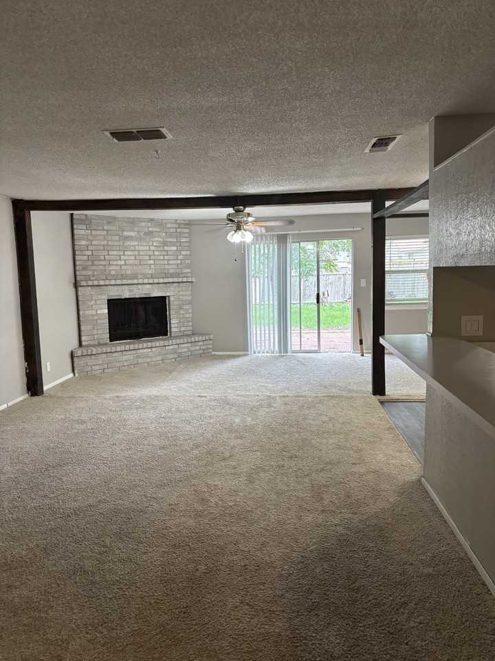 4910 El Presidio Dr #NA - Photo 5 of 5