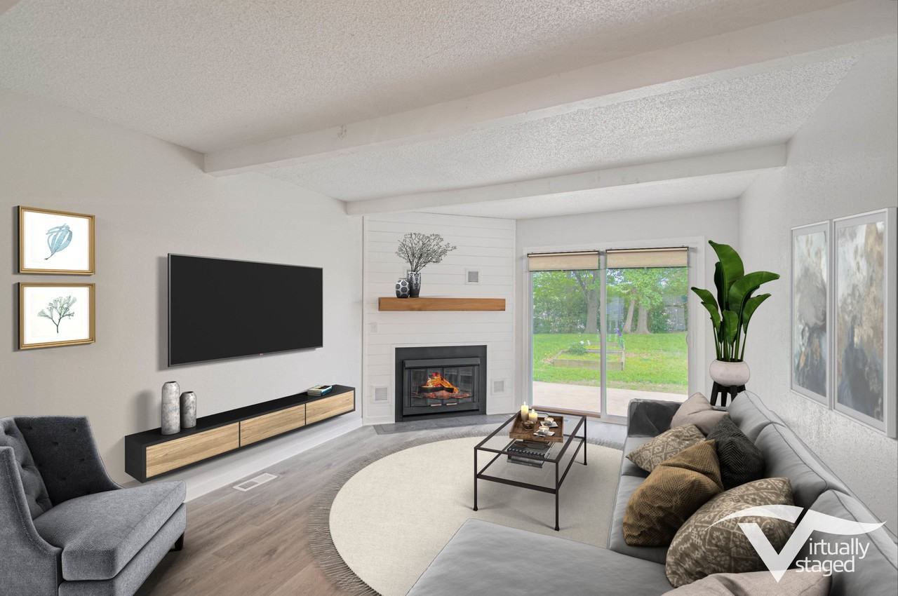 1303 La Chateau Dr #1303 - Photo 3 of 19