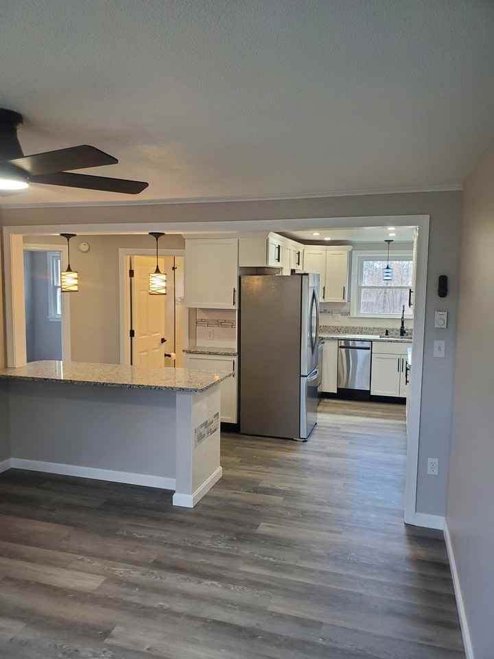 40 Louise Dr #3 - Photo 6 of 17