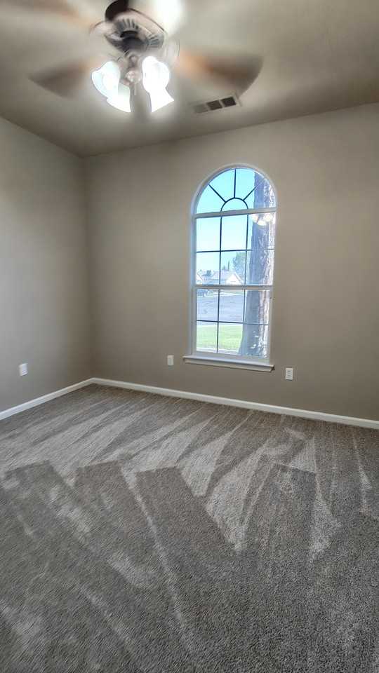 1170 N Petaluma St #NA - Photo 5 of 26