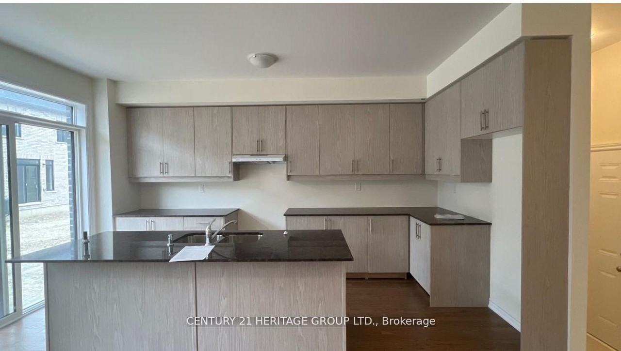 22 Blick Crescent #22 - Photo 4 of 10