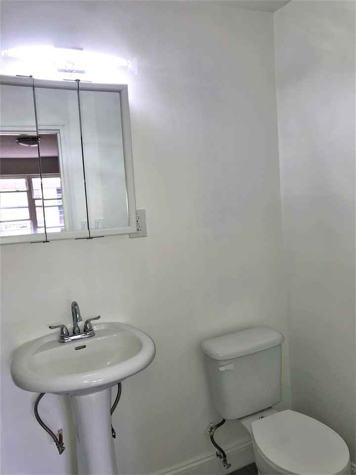 204 Cleveland St #8 - Photo 5 of 20