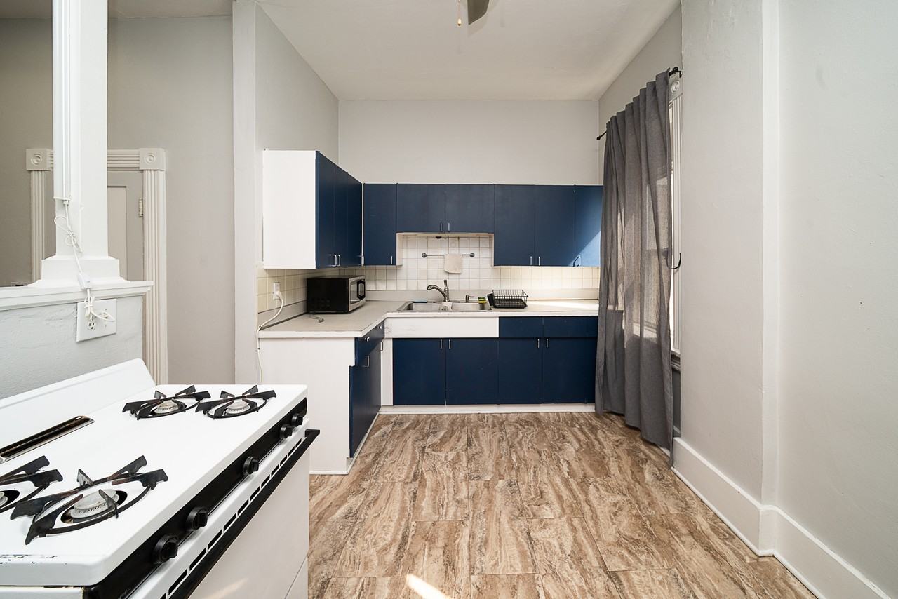 578 N Main St #A - Photo 2 of 10