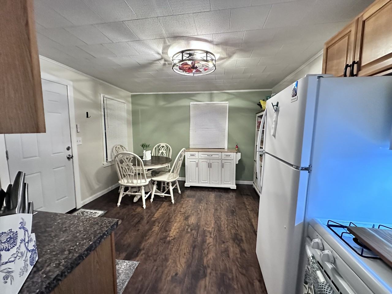 605 Cleveland St #NA - Photo 6 of 13
