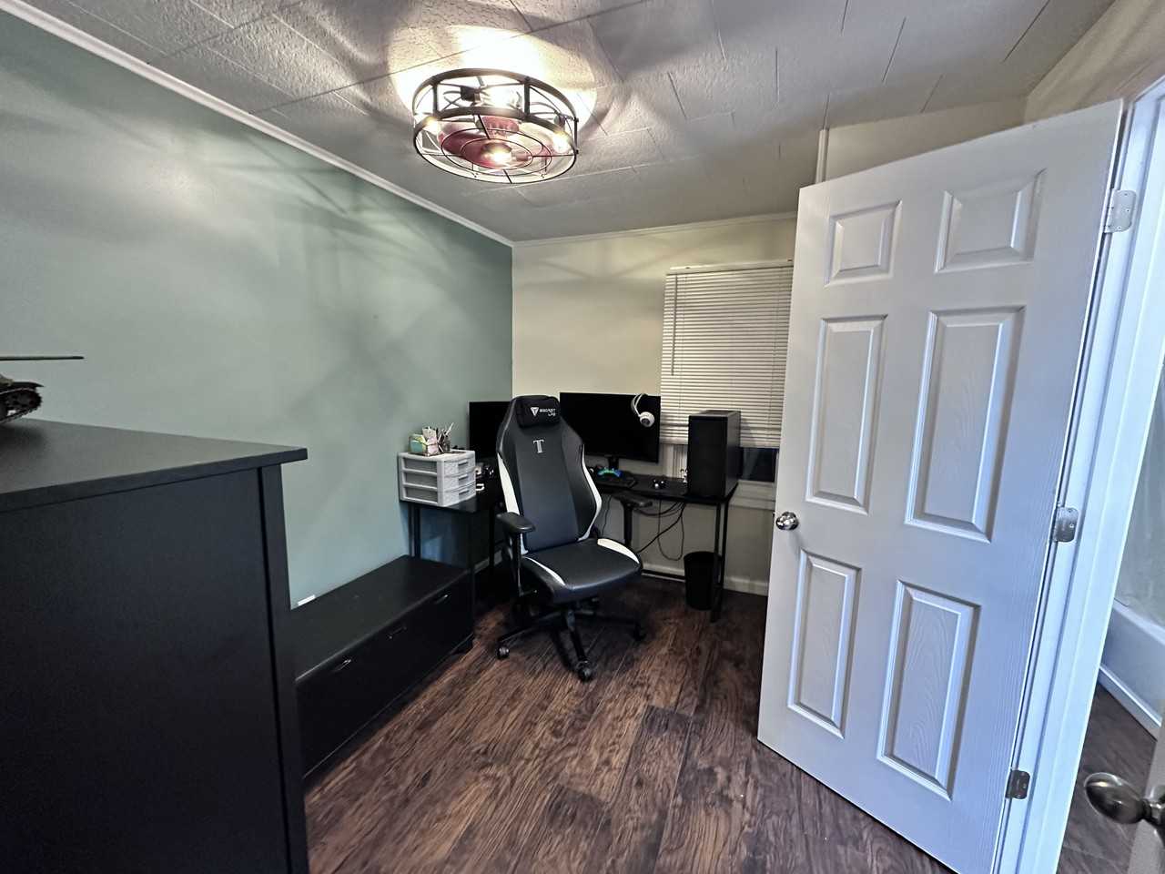 605 Cleveland St #NA - Photo 7 of 13