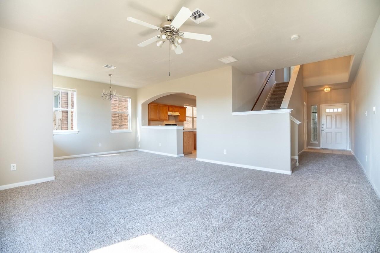 827 Forest Hillside Lane - Photo 3 of 6