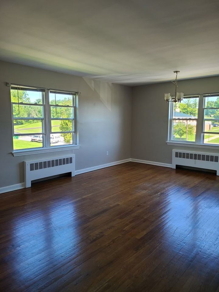 Long Meadow Apartment Complex - Photo 7 of 22
