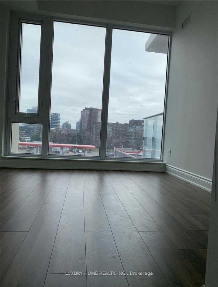 9618 Yonge Street #303 - Photo 4 of 6
