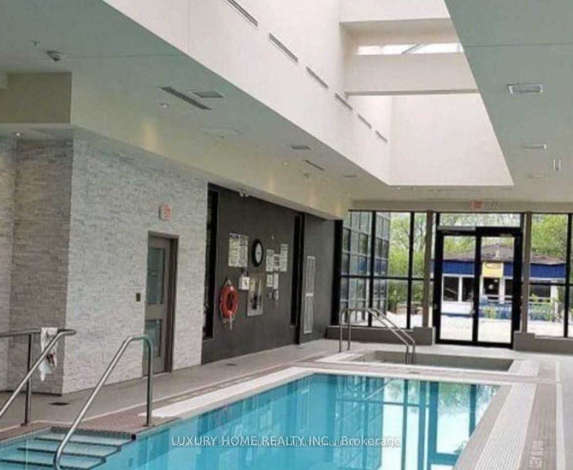 9618 Yonge Street #303 - Photo 6 of 6