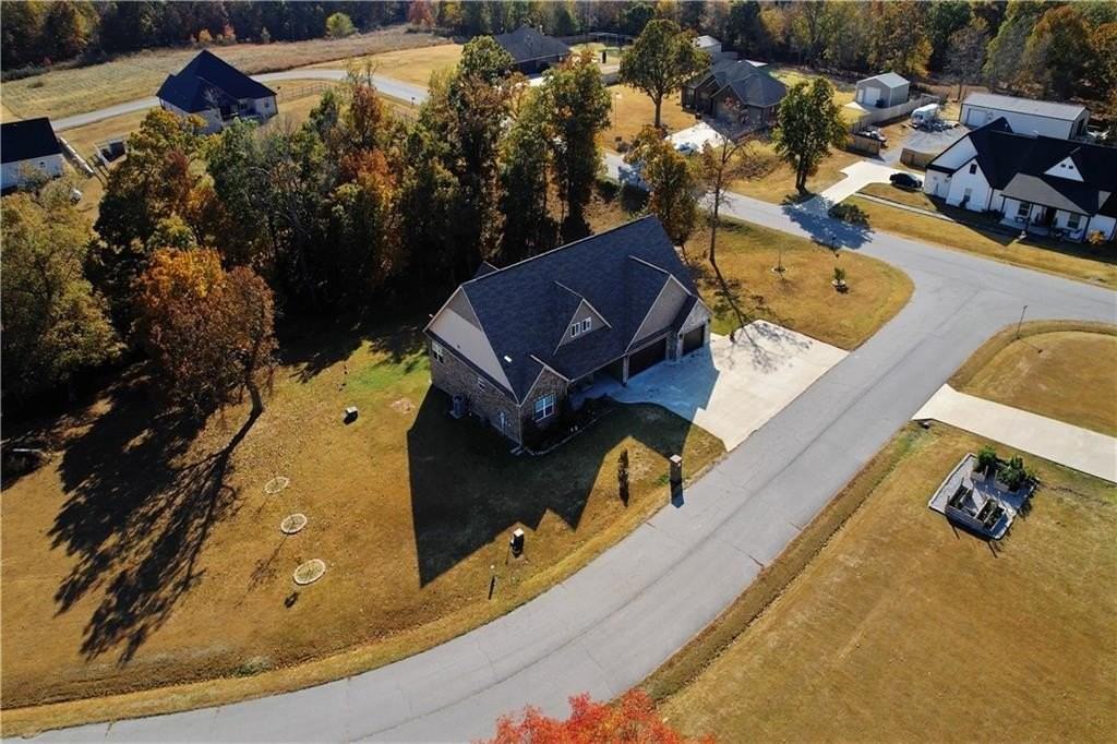 10125 Rain Drop Ln - Photo 7 of 37