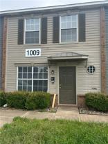 1009 Se J St #B - Photo 1 of 1
