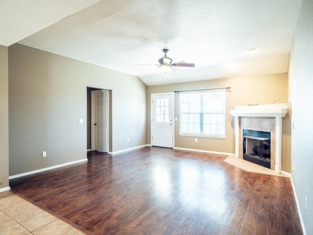 440 Spicewood Trl - Photo 3 of 24