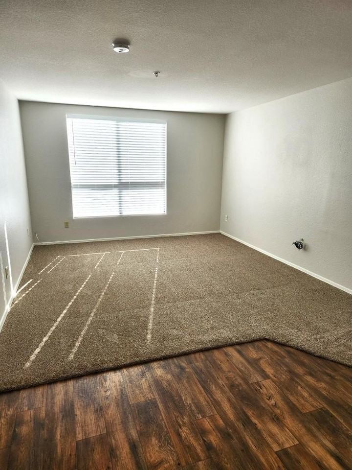 16033 N 25th St #114 - Photo 2 of 12