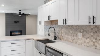 8302 E Windsor Ave - Photo 1 of 1