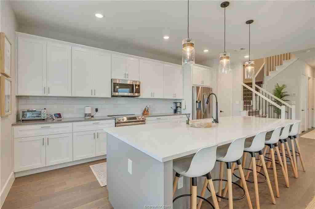 234 Estates Cir - Photo 5 of 20