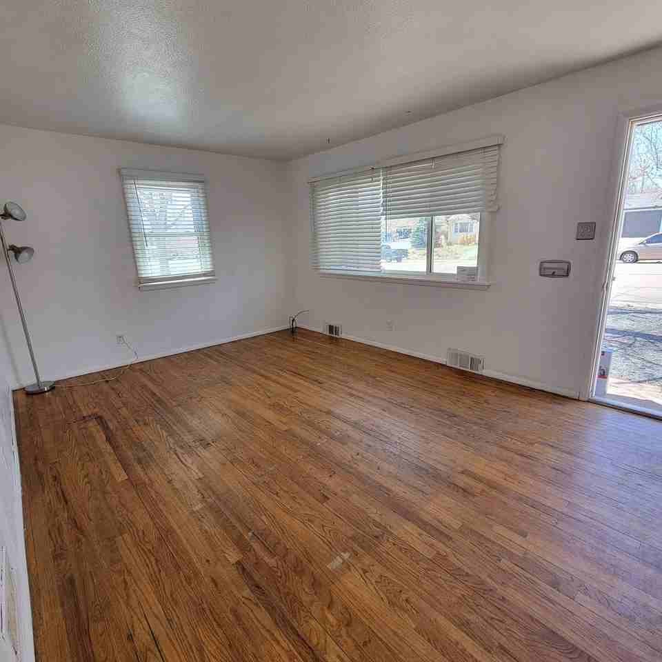 2432 16th Ave #1 - Photo 3 of 22