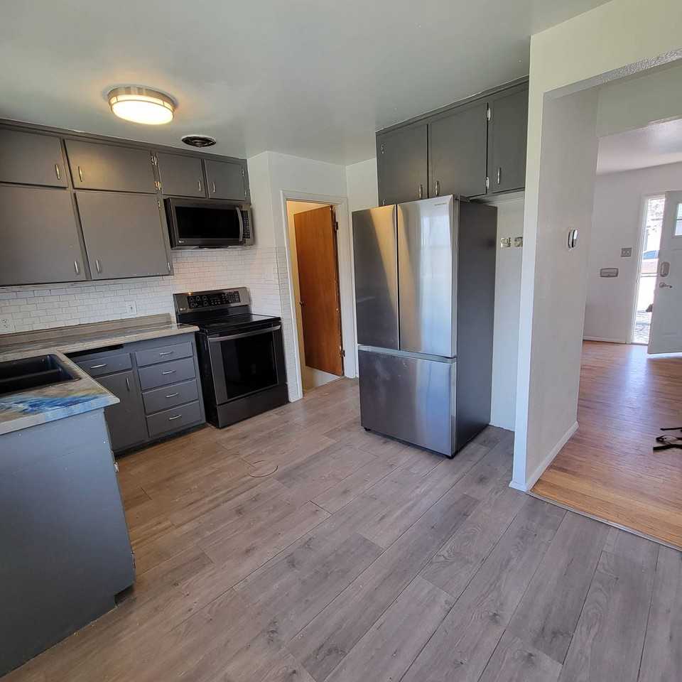 2432 16th Ave #1 - Photo 5 of 22