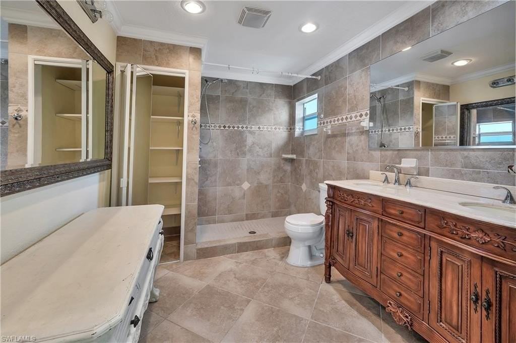 639 Pompano Dr - Photo 4 of 36