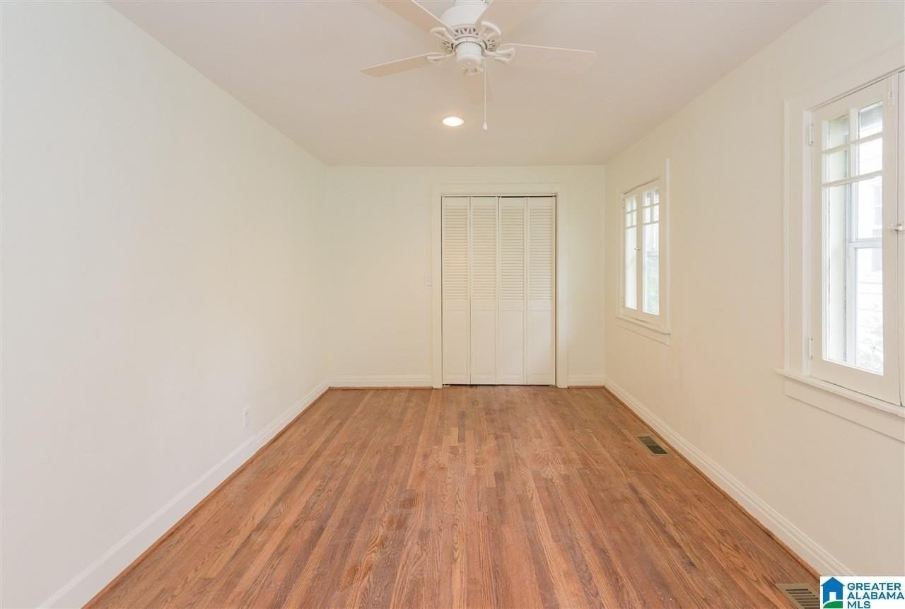 405 Saint Charles St - Photo 5 of 28