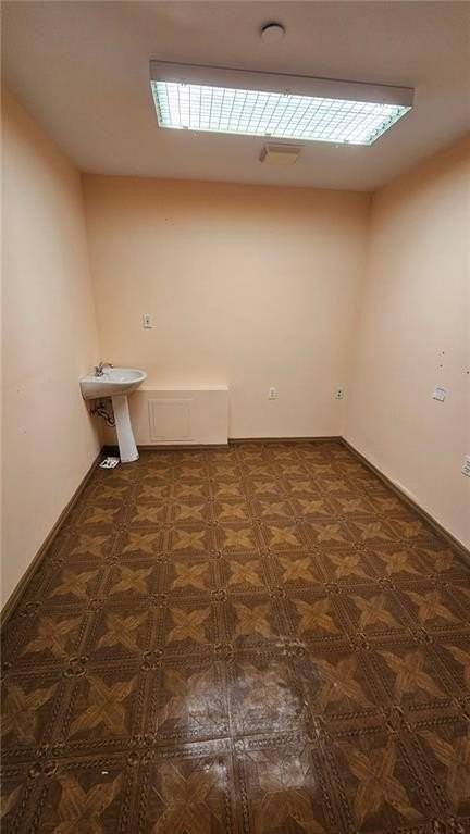 1840 E 14th St - Photo 7 of 7