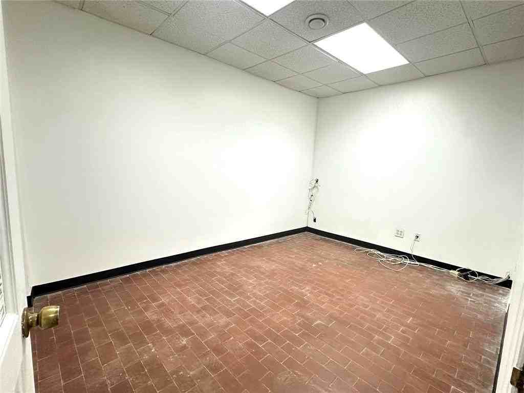 7110 13th Ave - Photo 4 of 5