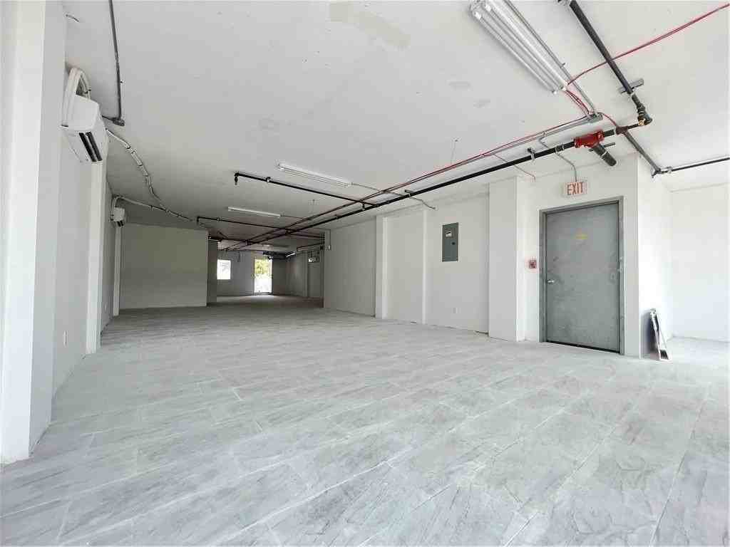 867 53rd St #4 - Photo 2 of 5