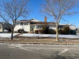 14716 Rockaway Beach Blvd - Photo 1 of 1