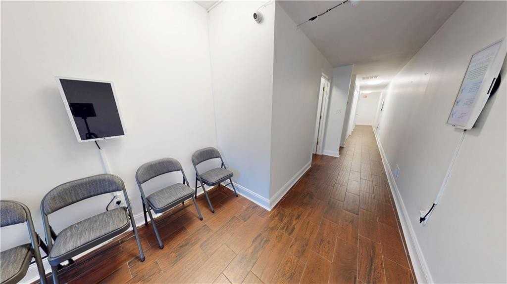 186 Hylan Blvd - Photo 3 of 29