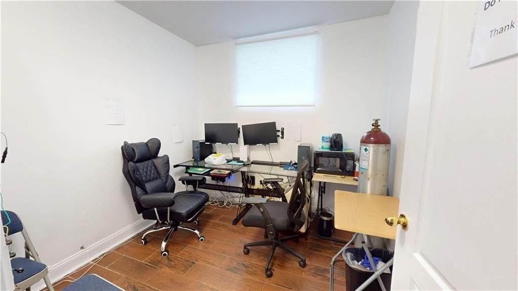 186 Hylan Blvd - Photo 7 of 29