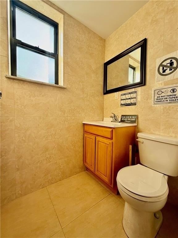 6923 18th Ave #2R - Photo 7 of 8