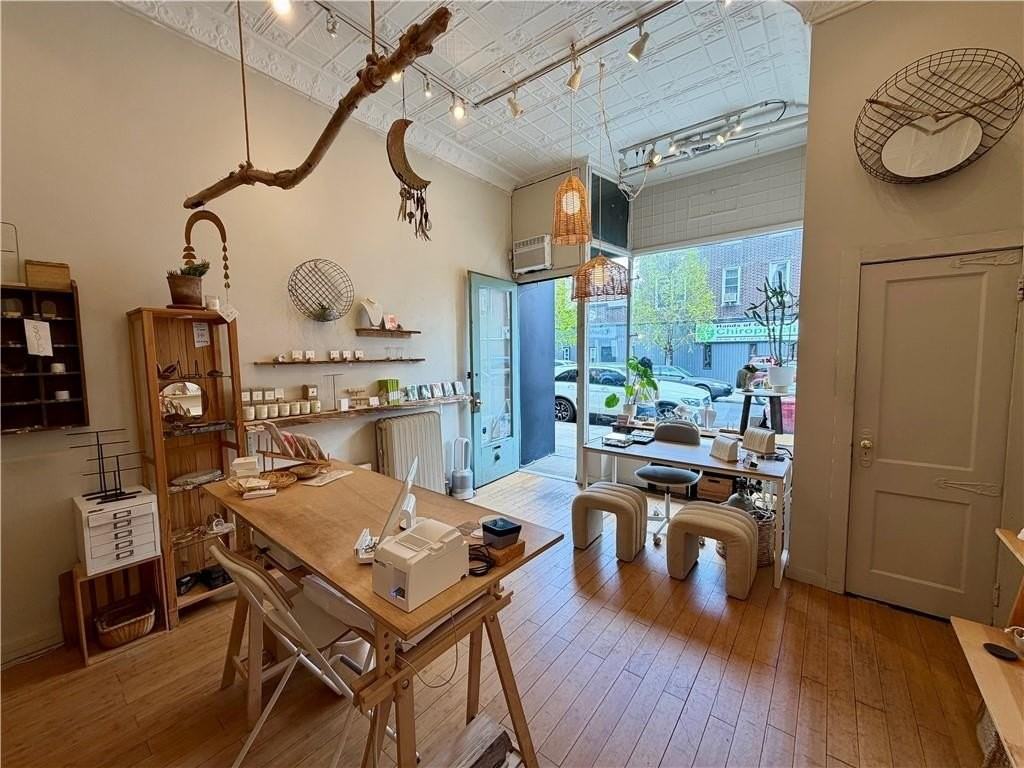 8802 3rd Ave - Photo 4 of 7