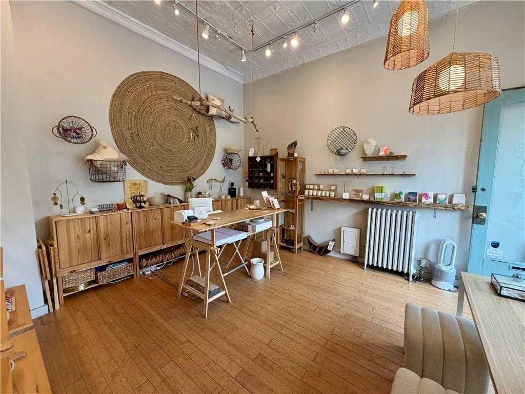 8802 3rd Ave - Photo 5 of 7