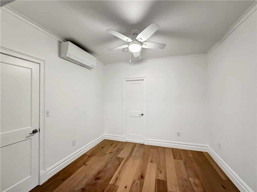 249 11th St #1 - Photo 4 of 18