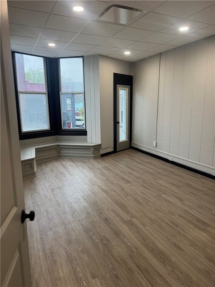 112 S Main St - Photo 7 of 16
