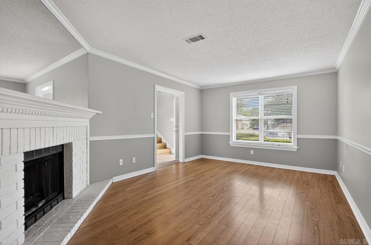 200 Pine Forest Dr - Photo 2 of 4
