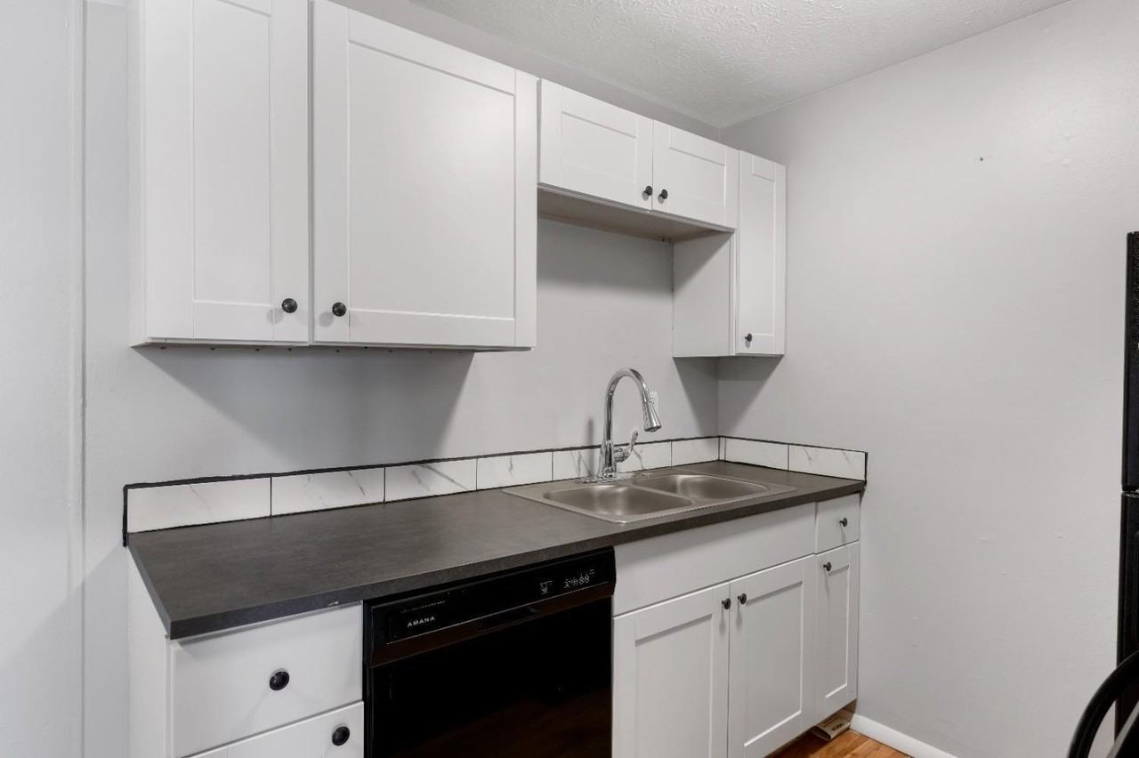 2635 Stanton Ave #11 - Photo 4 of 12