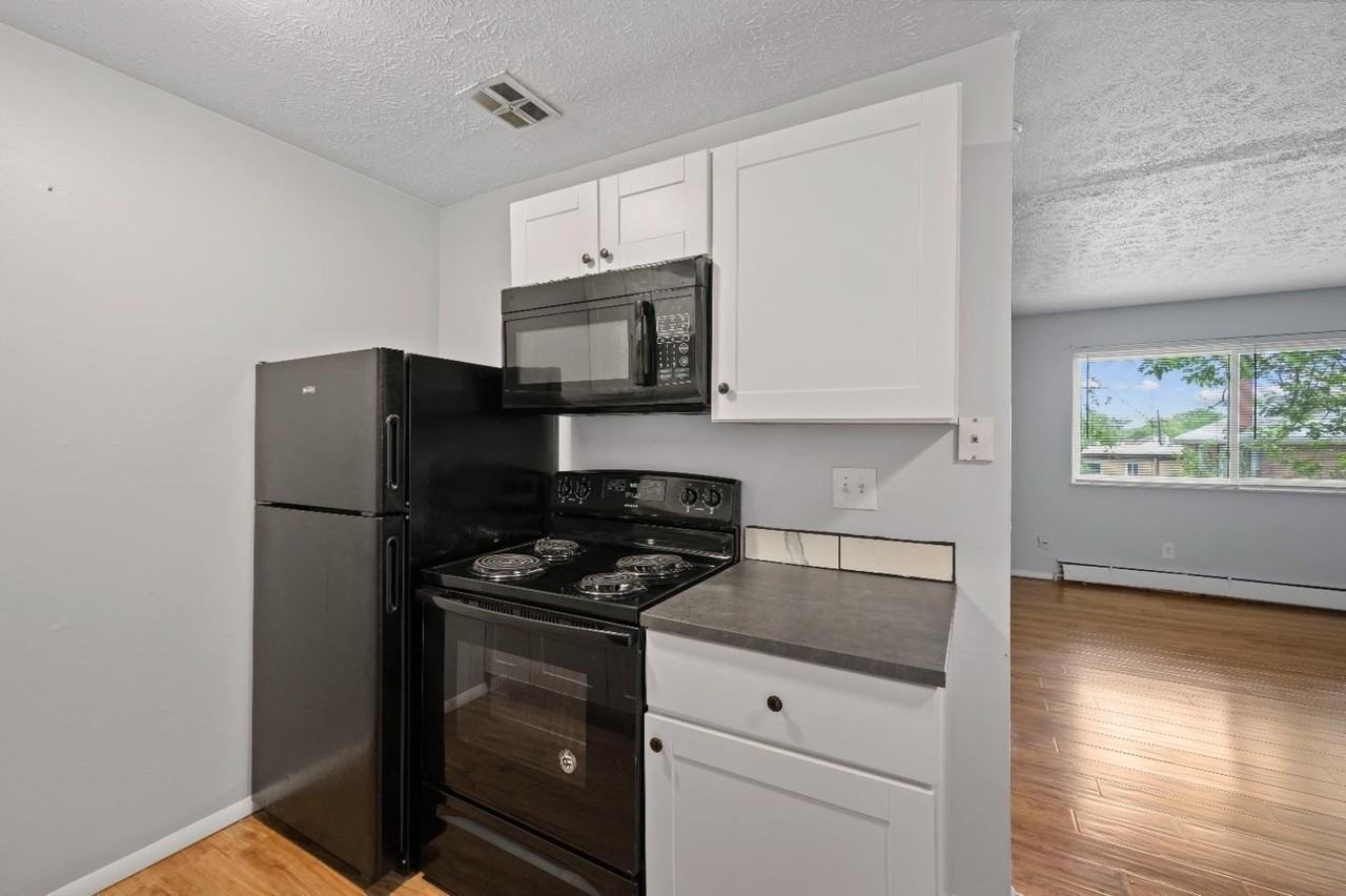2635 Stanton Ave #11 - Photo 5 of 12