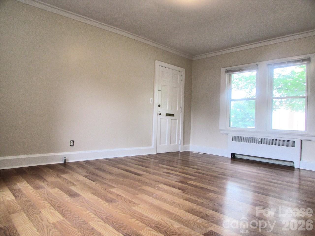 216 Harrill St #B - Photo 3 of 10