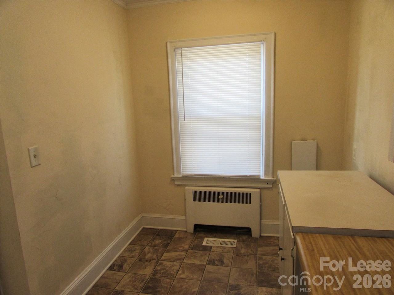 216 Harrill St #B - Photo 5 of 10